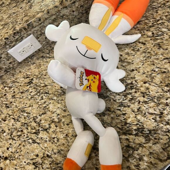 Pokemon sleeping scorbunny plush NWT - Picture 3 of 7
